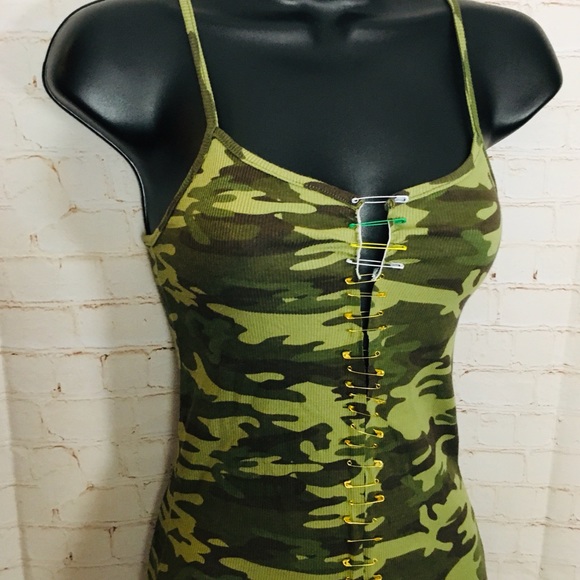🦅 Gothic Camo Tank Top🦅 - Picture 3 of 14